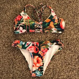 Fun bikini set